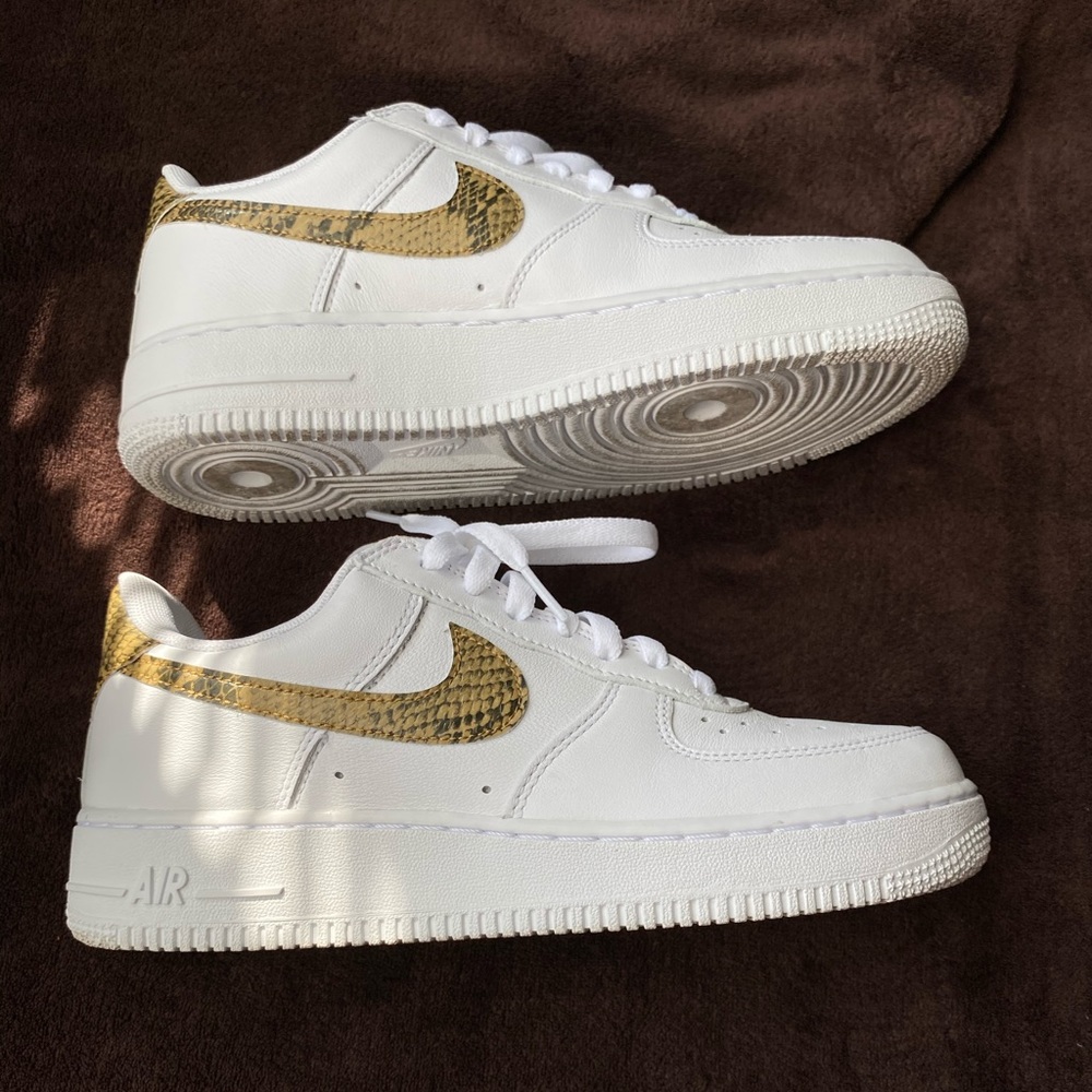 AIR FORCE 1 LOW RETRO PRM QS
